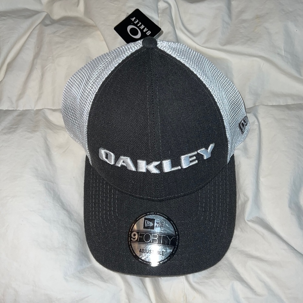 Oakley Trucker hat